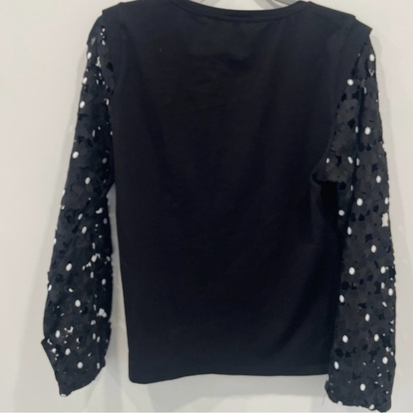 Donna Karan Top Size Large Black White Color Lace-Sleeve Half Zip Lace Feminine - Picture 2 of 5